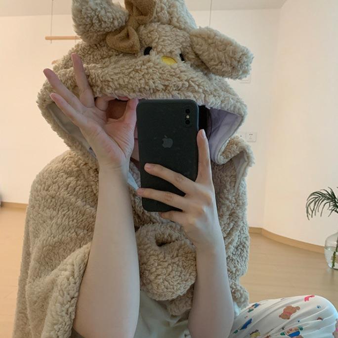 可爱卡通小猫披肩2025新款秋冬加厚保暖毛毯带帽绒毯午睡毯子斗篷