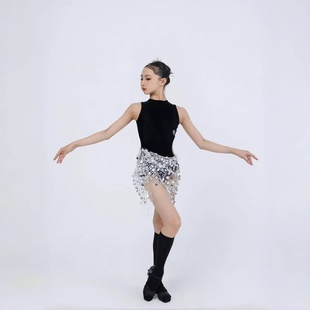 2026新款舞服少儿拉丁舞银河亮片包臀裙套装高级比赛服花服练习服