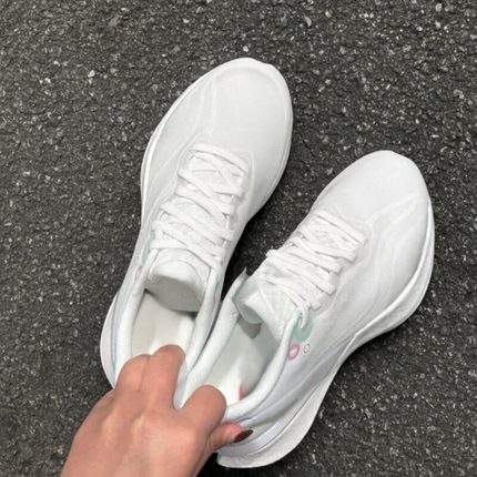 赤兔8pro全掌碳板跑步鞋男秋季竞速专业学生儿童体考飞电5C运动鞋