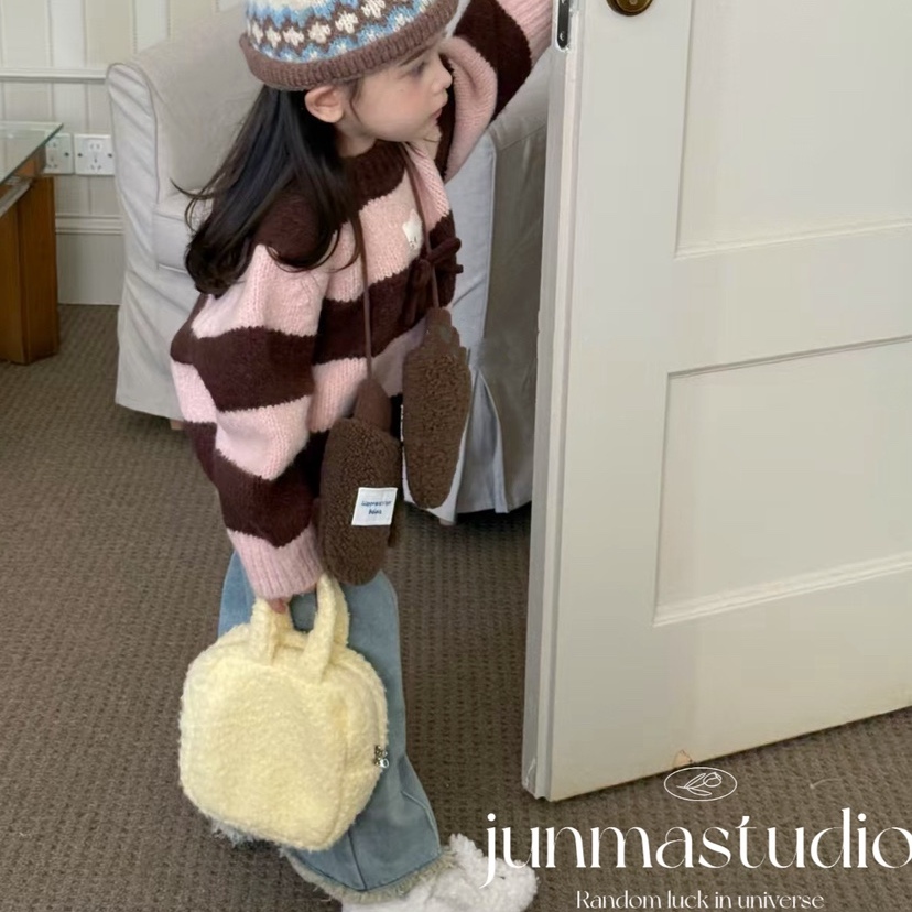 opao童装女童宝宝儿童冬装慵懒风条纹毛衣针织衫加绒中缝牛仔裤子