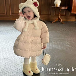 opao童装女童宝宝儿童冬装蝴蝶结KT猫毛毛帽子羽绒服白鸭绒外套