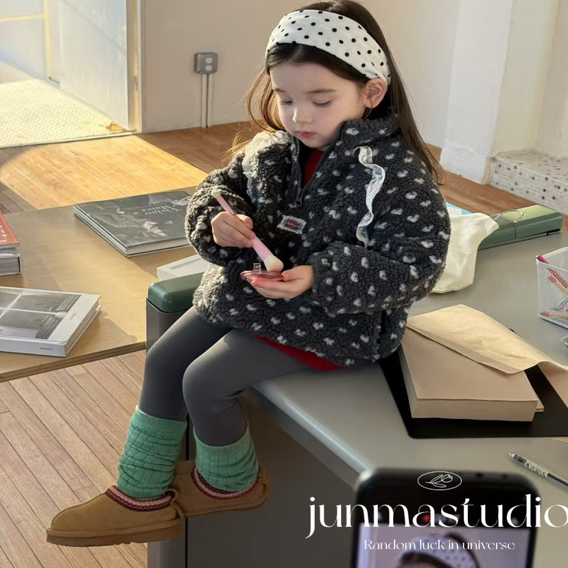 opao童装女童宝宝儿童冬装新款韩系加绒花边爱心毛毛卫衣外套棉衣