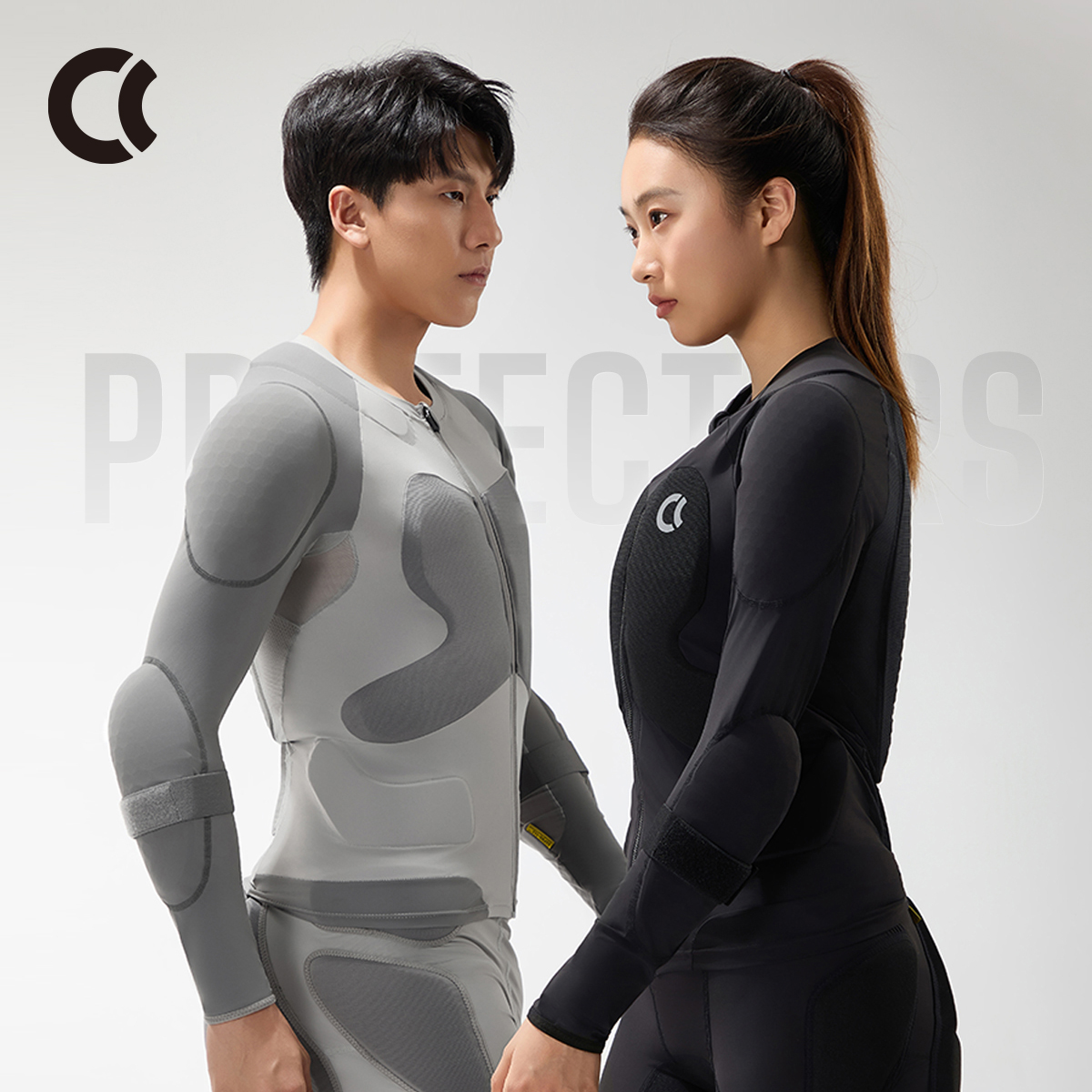 CC滑雪护具户外运动护甲防摔护臀护膝2025滑雪护甲保暖新款