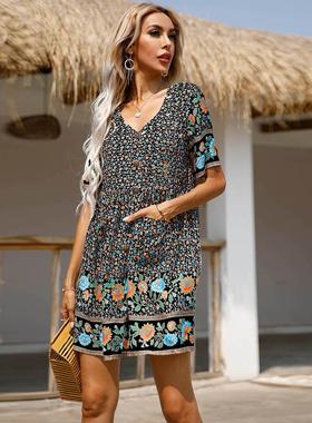 Plus Size Dress Short Sleeve V-Neck Buttoned Short Skirt