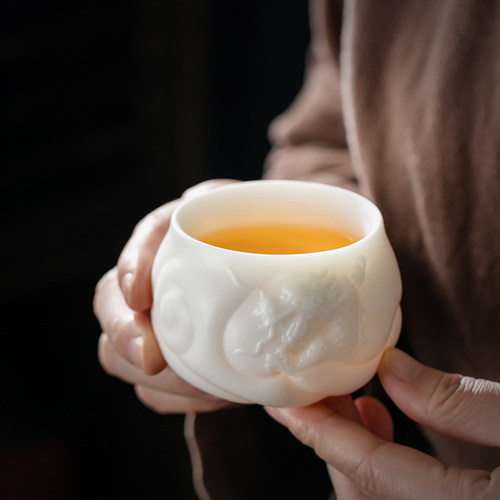素白羊脂玉瓷茶杯浮雕祥龙主人杯陶瓷个人专用杯茶具单杯纯色中式