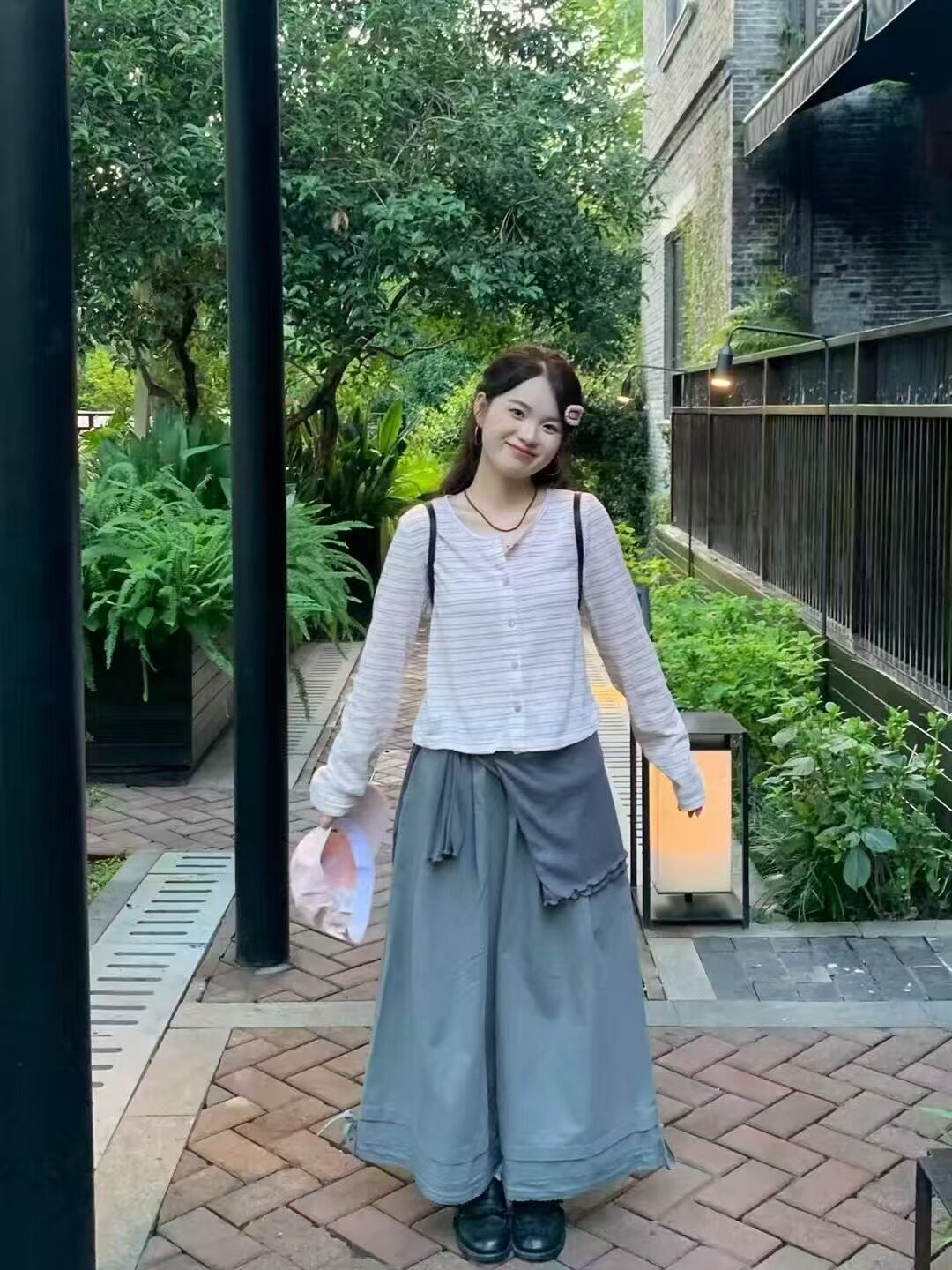 Eter 26秋韩系甜美简约条纹开衫上衣女设计感慵懒风小众T恤图片