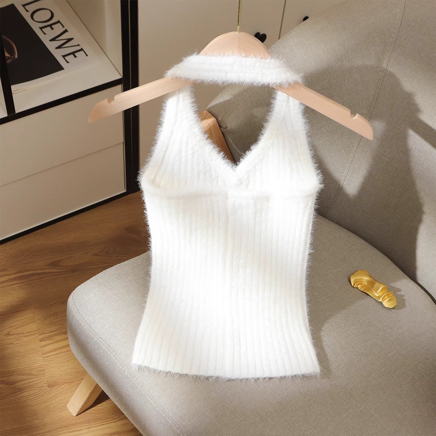 毛绒V领挂脖针织吊带背心女带胸垫修身显瘦内搭打底性感无袖上衣,女士内衣/男士内衣/家居服,文胸,淘宝优惠券,粉丝福利购,淘宝优惠卷