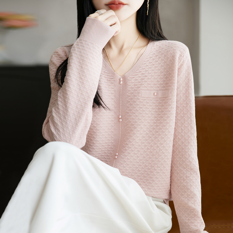 早秋V领提花钉珠针织打底衫女2025新款春秋洋气大码女装毛衣上衣