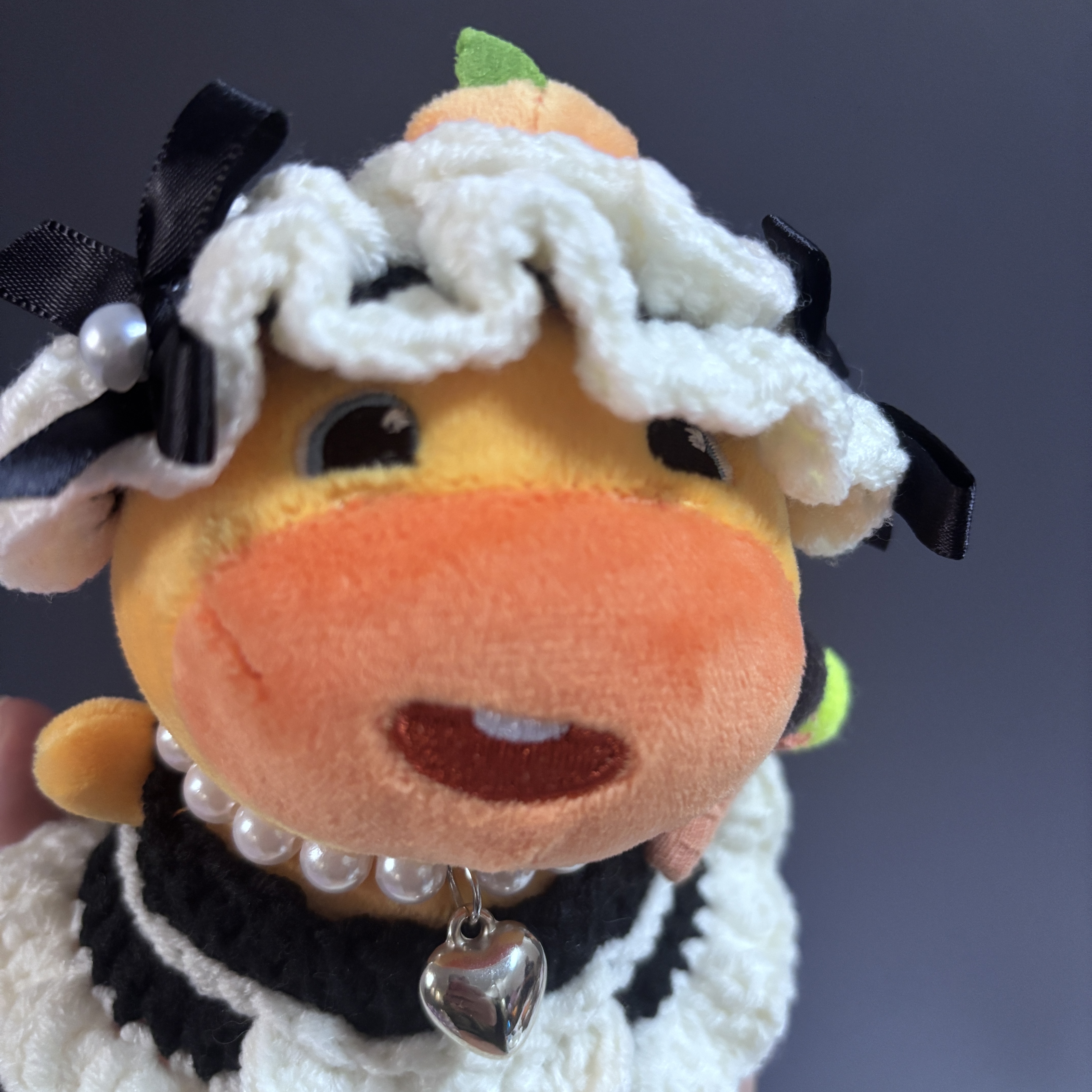 现货10CM水豚噜噜玩偶创意可爱女仆套装娃衣可爱换装原创公仔衣服