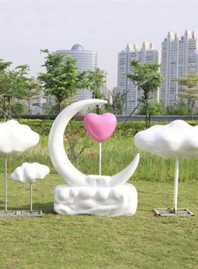 户外卡通玻璃钢抽像几何兔雕塑商场售楼部景观网红云朵摆件