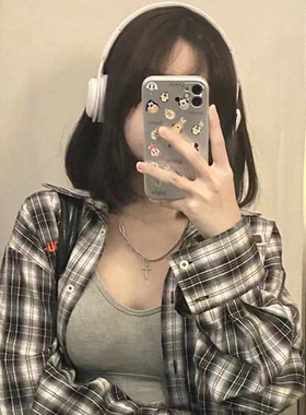 满屏美漫鼠适用苹果16保护套14plus电镀银iPhone15手机壳xs11全包xr情侣6s高级7g8新款12mini女se2软13promax