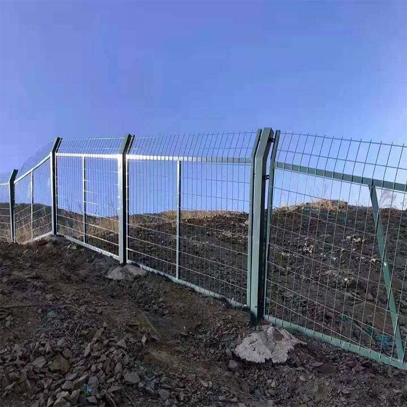 铁路护栏80018002铁道防护栅栏高速公路框架护栏工地围栏水泥柱子