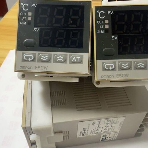 议价温控表E5CW-R1P