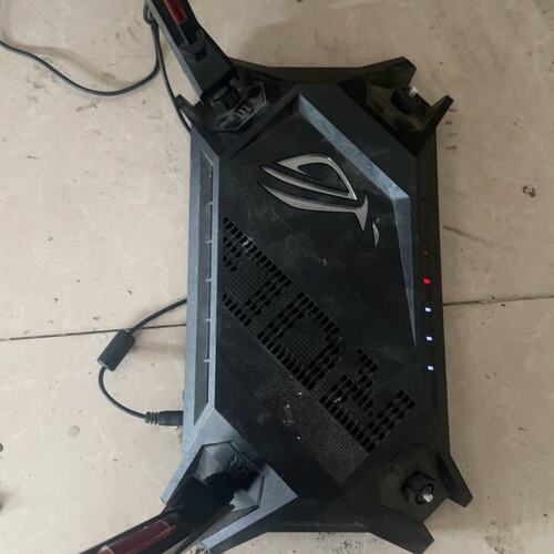 议价华硕+ROG+GT-AX6000+红蜘蛛路由器，电竞级路由器