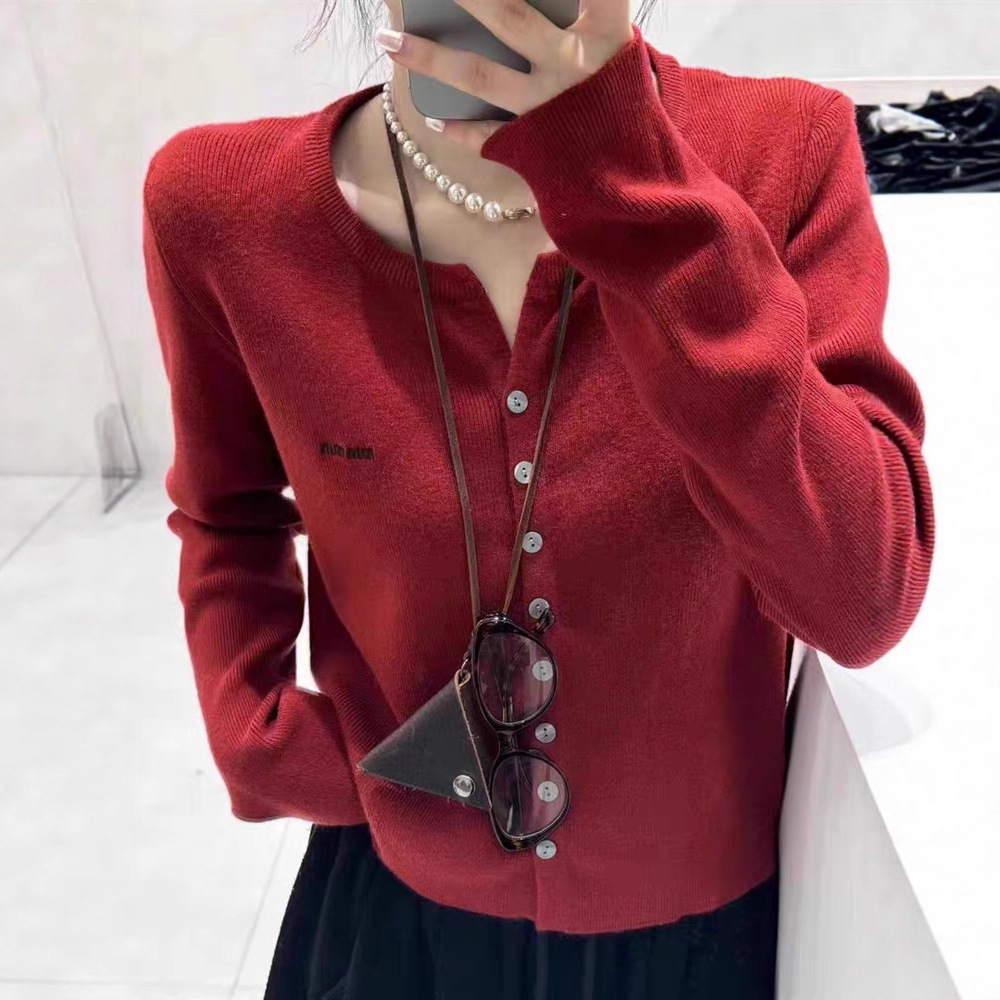 安迪绒秋冬新款韩版简约字母刺绣圆领针织开衫女修身毛衣小外套潮