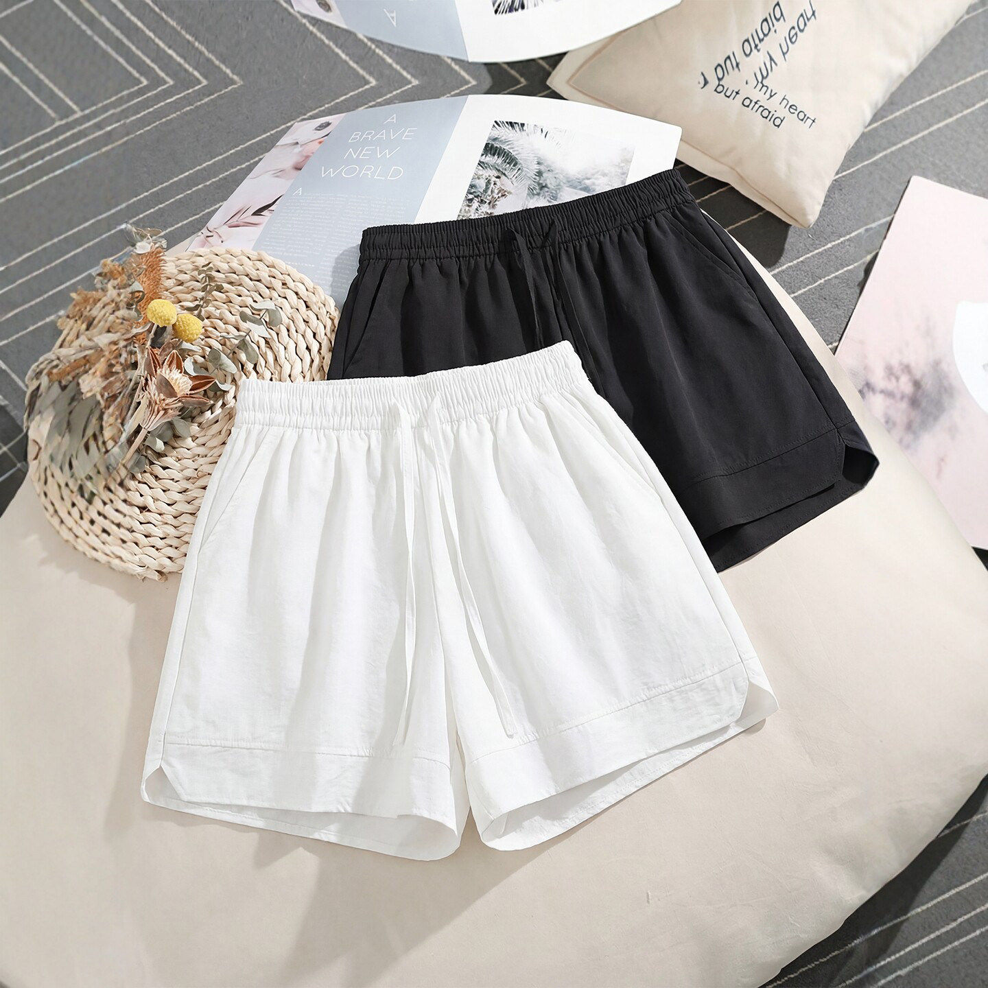 白色速干短裤女夏季外穿美式休闲宽松跑步健身黑色冰丝运动五分裤