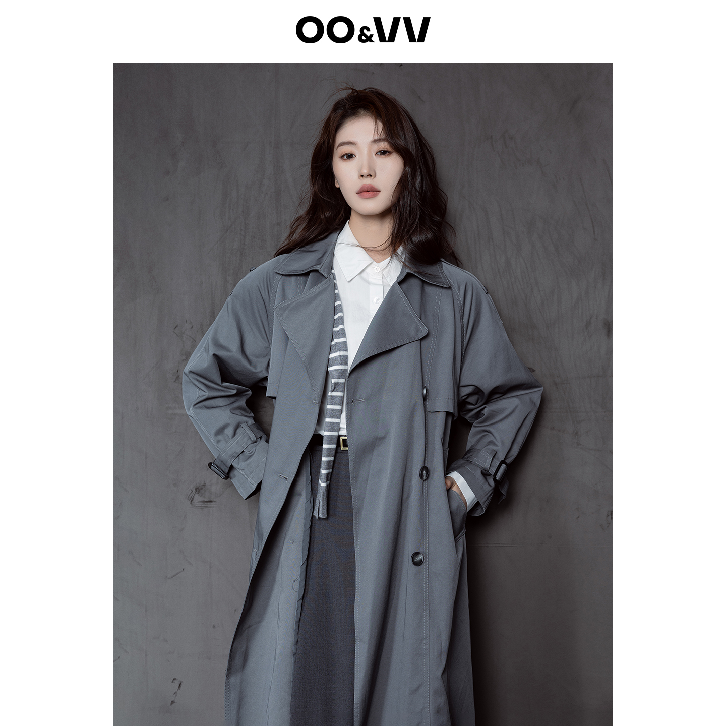 下摆后开叉  宽松有内衬