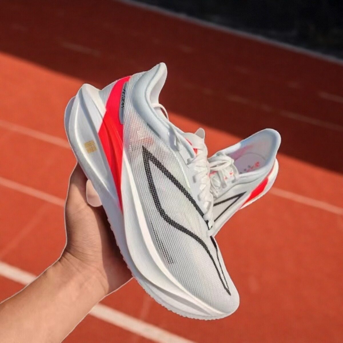 飞电5C夏季碳板超软爆米花超轻跑步鞋减震防滑专业学生透气运动鞋