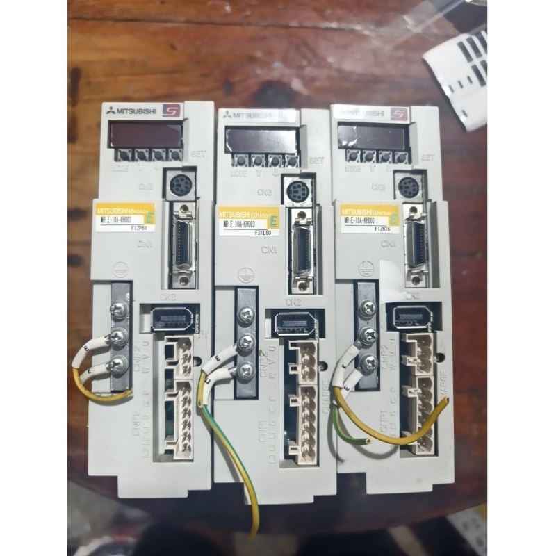 【议价】三菱100W伺服驱动器MR-E-10A-KH003实物图