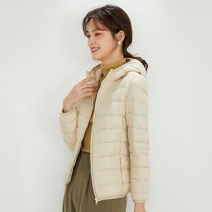 短款立领连帽时尚修身秋冬大码外套反季促销轻薄羽绒服女保暖新款