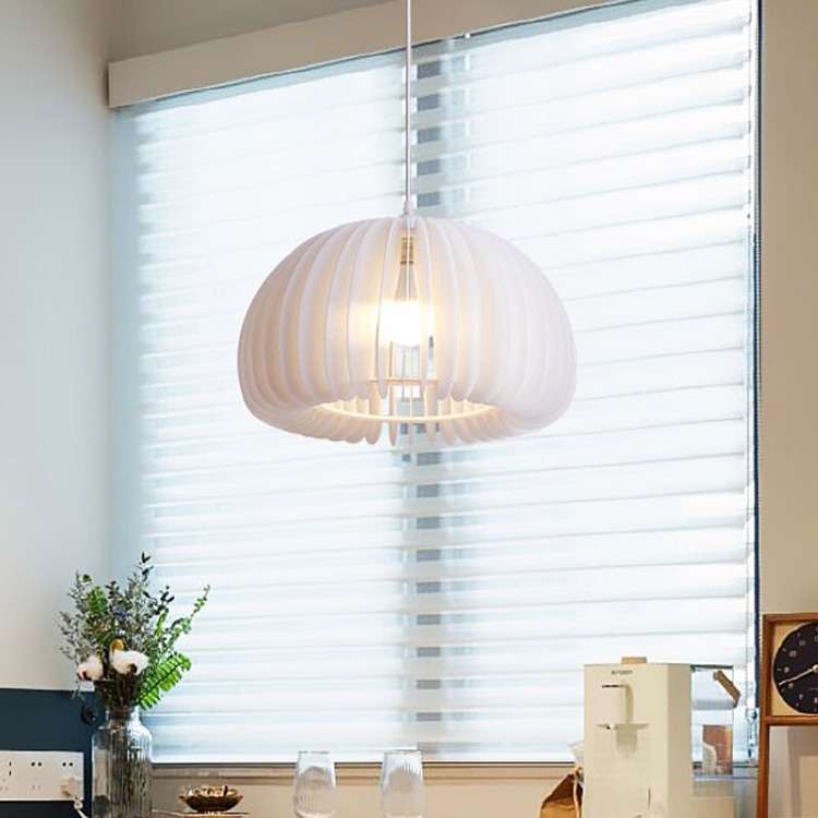北欧2022新款现代简约创意客餐厅温馨白色南瓜灯吧台卧室吊灯