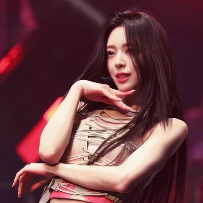 itzy申有娜kpop同款演出服粉色套装爵士爱豆打歌服女团打歌服