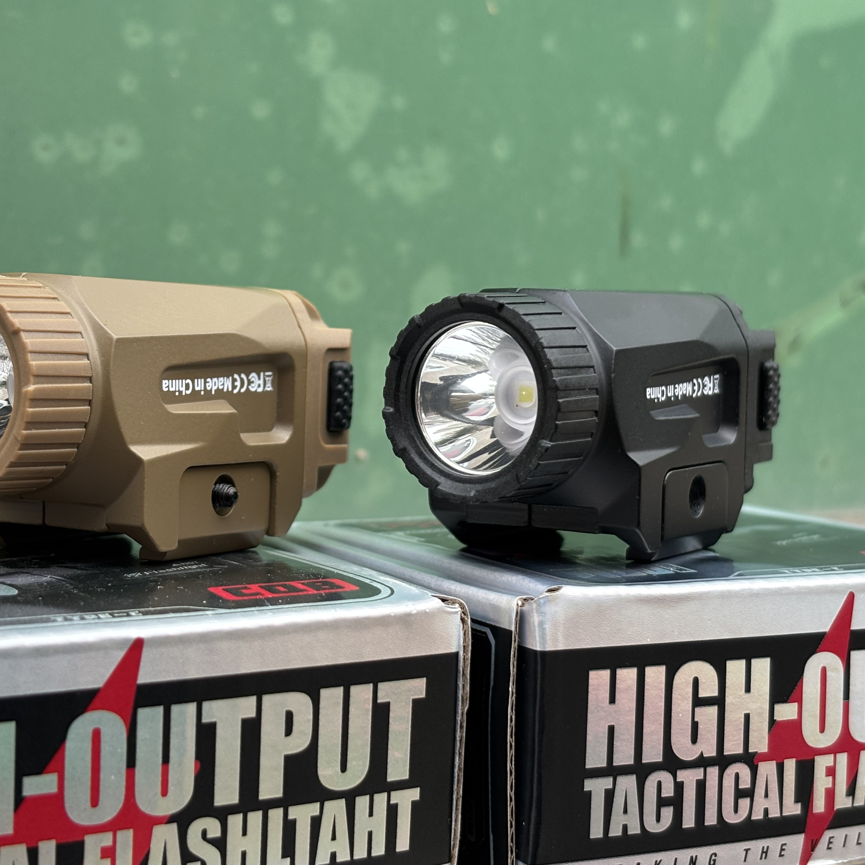 战术下挂小手电装饰玩具野路子钢镚