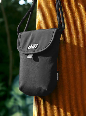 Skechers斯凯奇新品单肩斜挎包潮流实用日常通勤上班小包L324U043