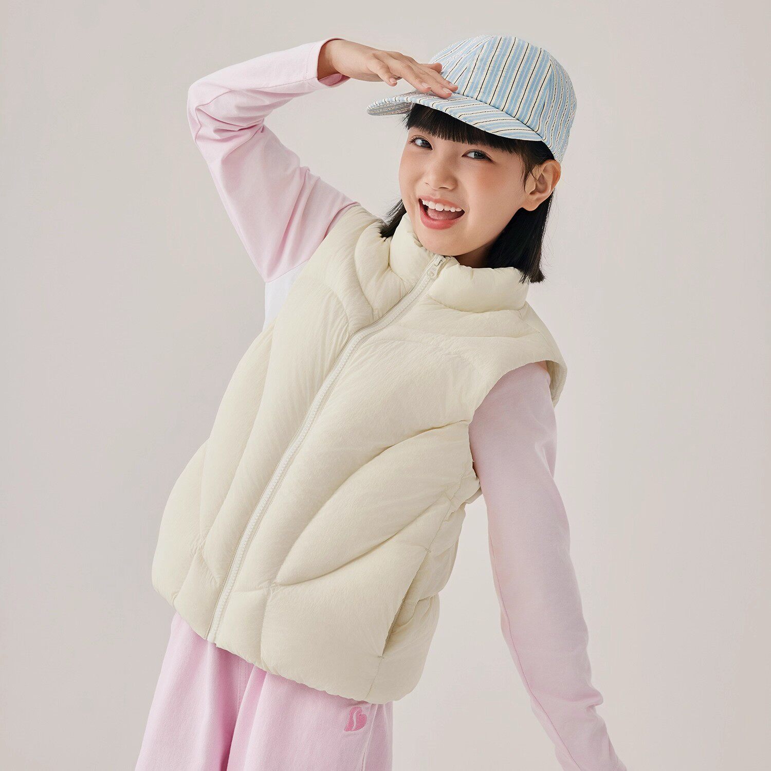 Skechers斯凯奇女童秋冬款轻盈保暖羽绒背心休闲无袖马甲L425G036,运动服/休闲服装,羽绒马甲,淘宝优惠券,粉丝福利购,淘宝优惠卷