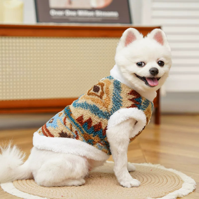 秋冬宠物衣猫咪狗狗服装大型犬金毛边牧保暖用品绒衣民族风服装