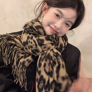 秋冬韩版豹纹保暖小百搭防寒时尚新款女士装饰围脖丝巾中长围巾女