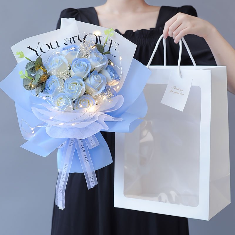 碎冰蓝玫瑰永生花满天星干花束情人节表白毕业送女友老婆生日礼物