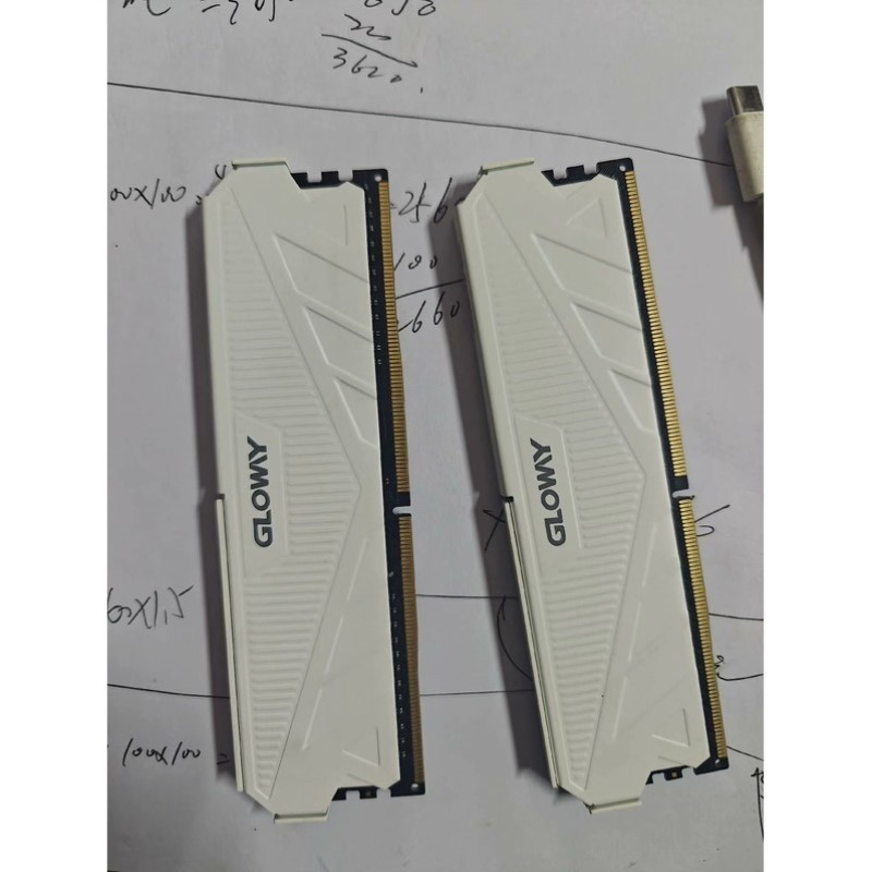 天策16g 3600c18ddr4 8g*2无盒连号套条