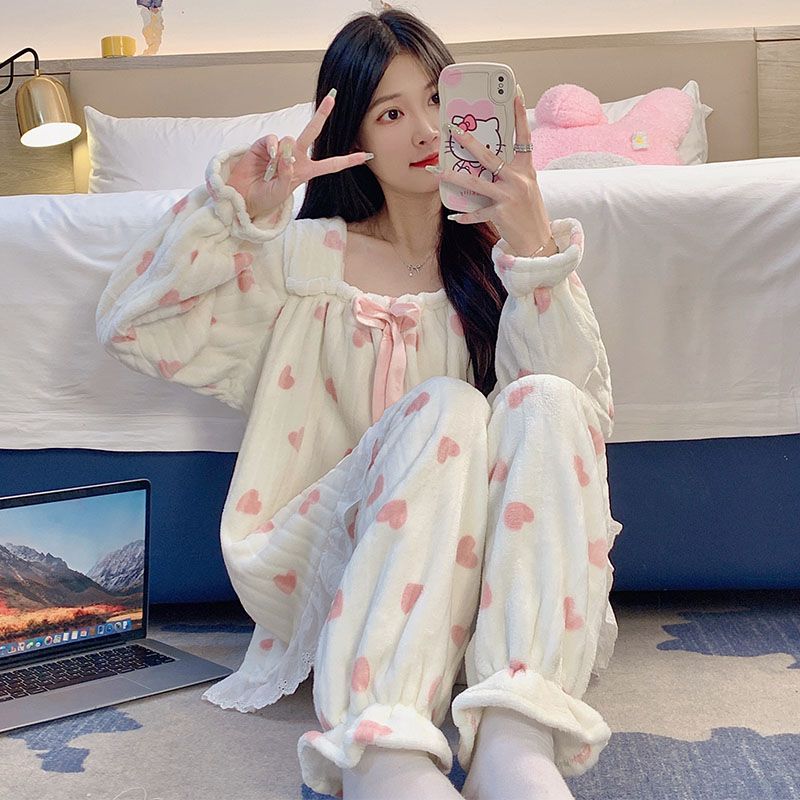 睡衣女秋冬季珊瑚绒加厚