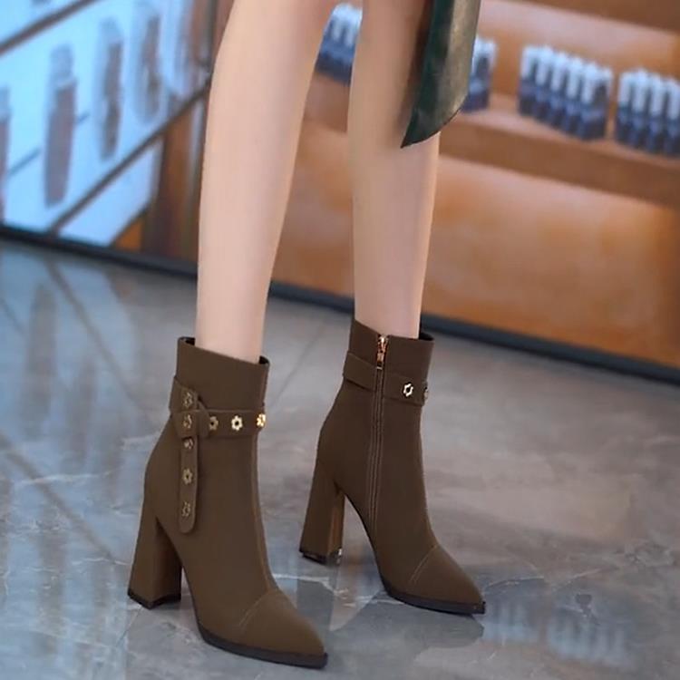 米色显廋短靴女2024新款