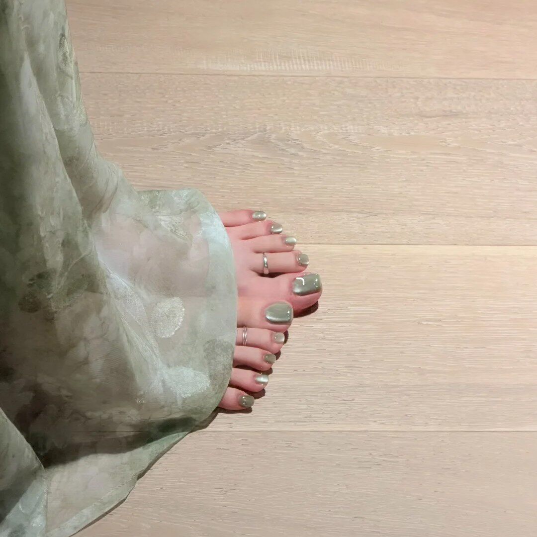 绿色猫眼脚指甲贴片成品可拆卸脚美甲高级感脚趾甲穿戴甲2026新款