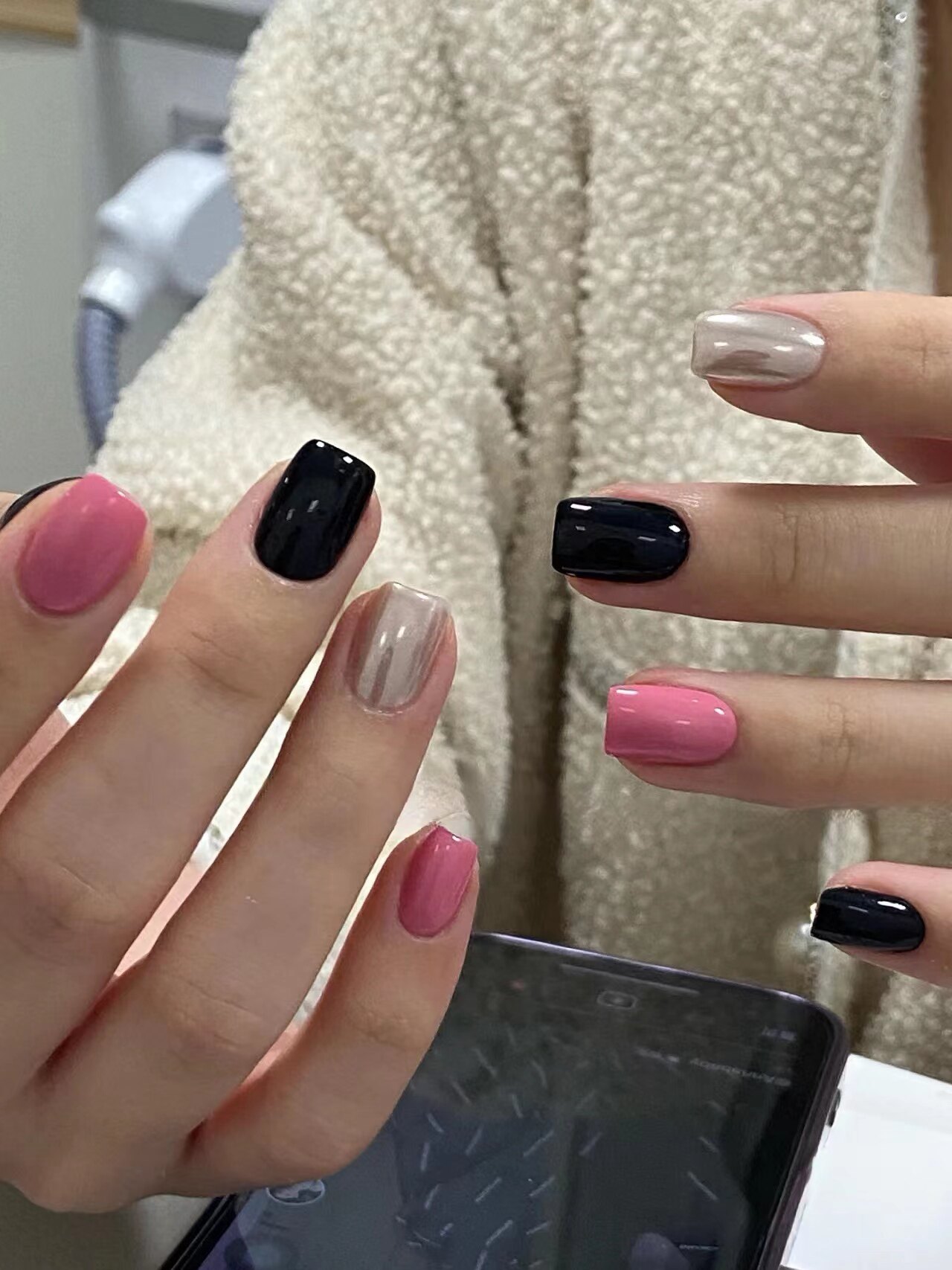 甜酷girl穿戴甲手工短款黑粉镜面