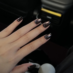 手工粉色玻璃珠猫眼黑色美甲穿戴甲短款春夏2026高级感小众显白