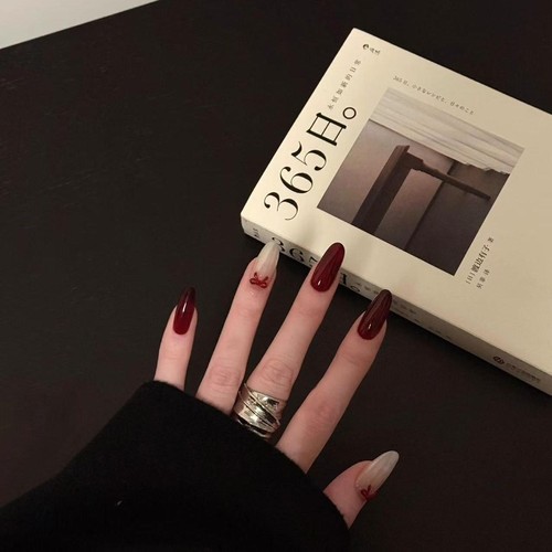 2025新款牛血红手工穿戴甲可拆卸显白高级感假指甲蝴蝶结美甲贴片