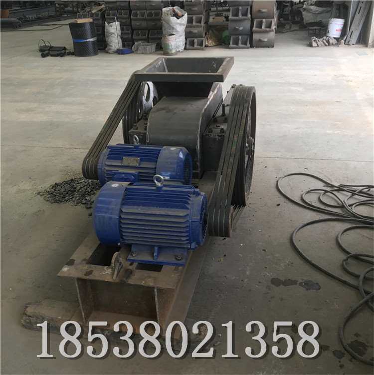 玻璃煤矸石2pg750*1000卧式四齿辊破碎机 建筑垃圾新型细碎制砂机