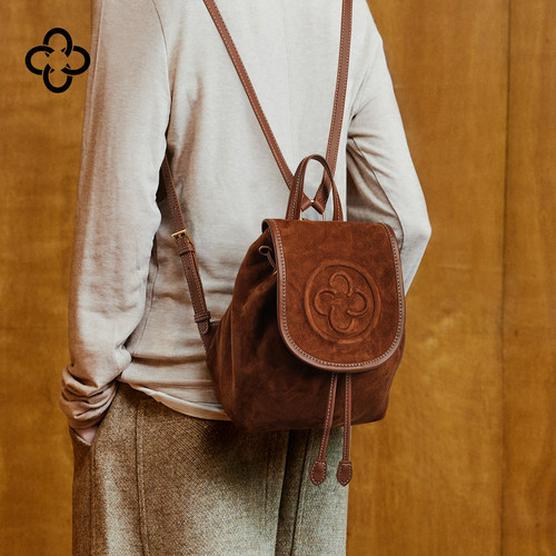 CASSILE卡思乐双肩包女2025冬季新款复古羊皮绒面旅行通勤小背包