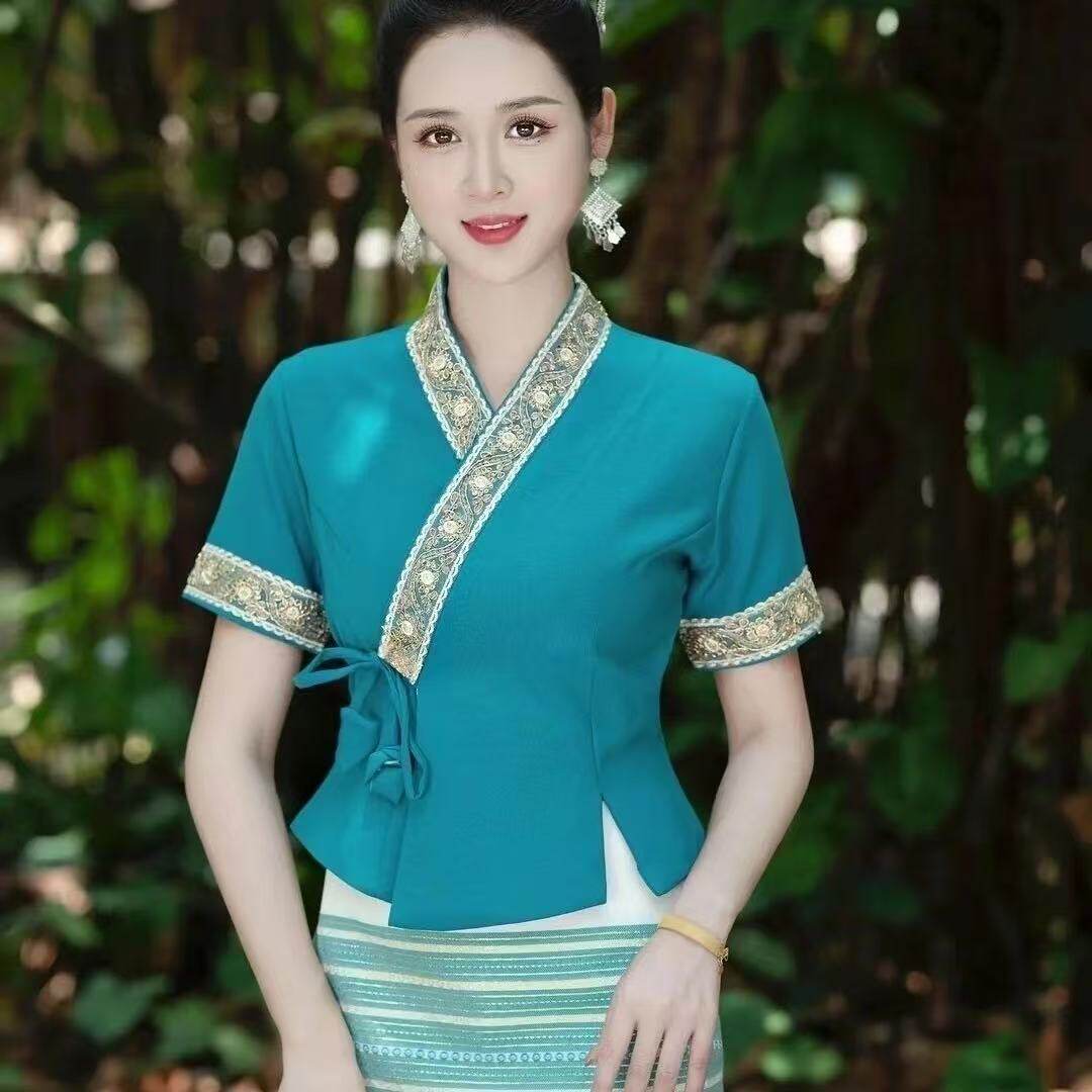 云南西双版纳傣族日常传统工作服短袖系带提花女上衣