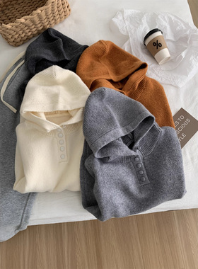 慵懒韩版浣熊绒包扣连帽针织衫女柔软亲肤秋冬保暖兔羊毛衣可内搭