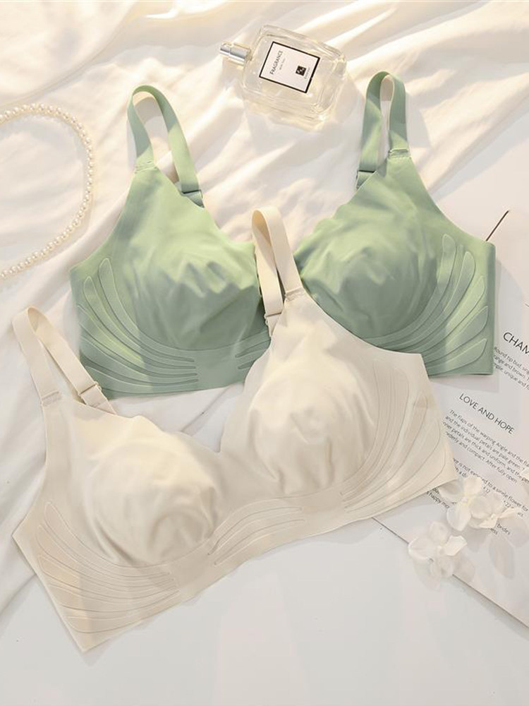 无痕内衣女夏季薄款大胸显小无钢圈收副乳防下垂兔耳朵透气文胸罩