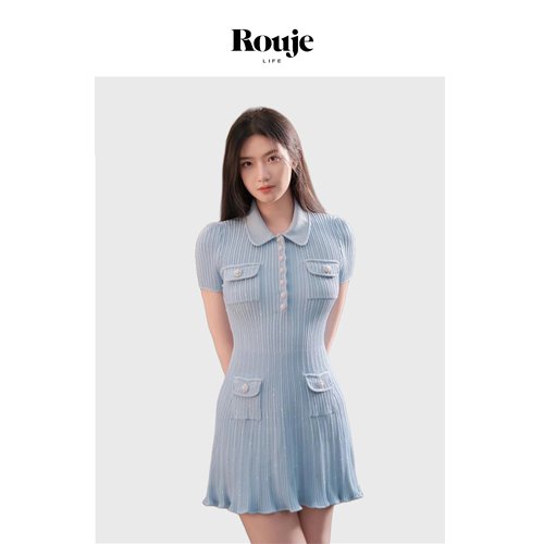 【现货】Rouje Life雾霾蓝小香气质风螺纹针织钻扣翻领短袖连衣裙