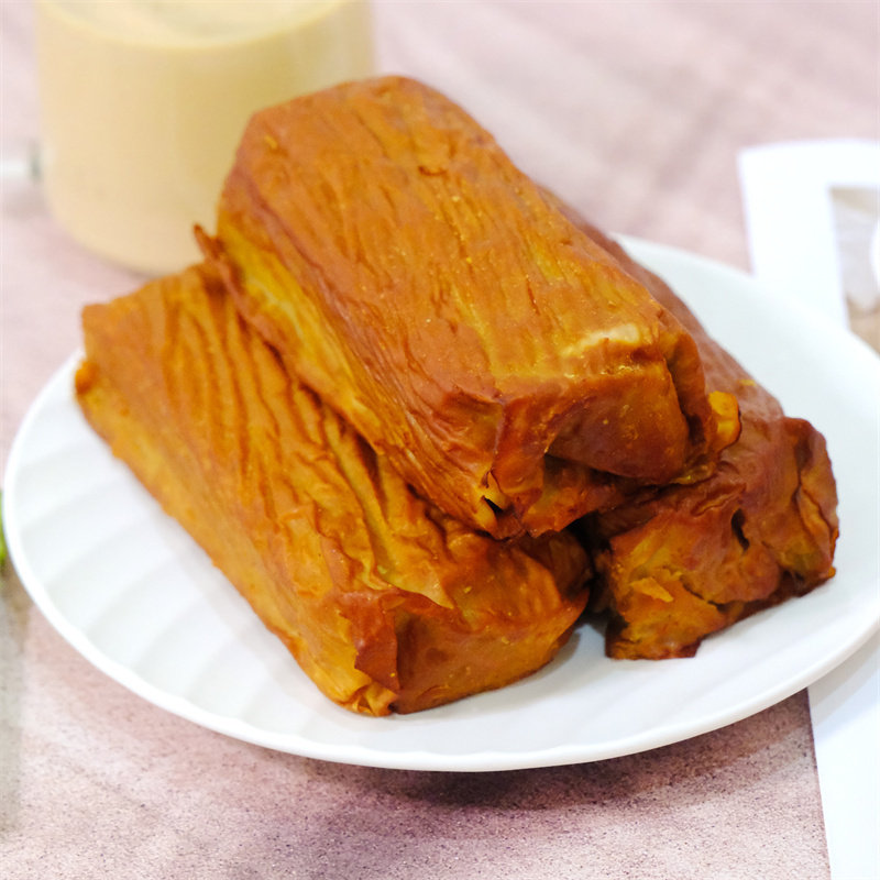 豆皮鸡胸肉卷早餐烤肉香肠即食健身代餐轻主食夜宵充饥解馋小零食