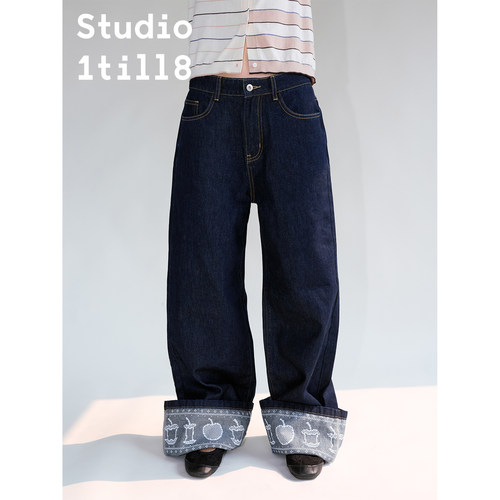 Studio1till8苹果印花牛仔裤