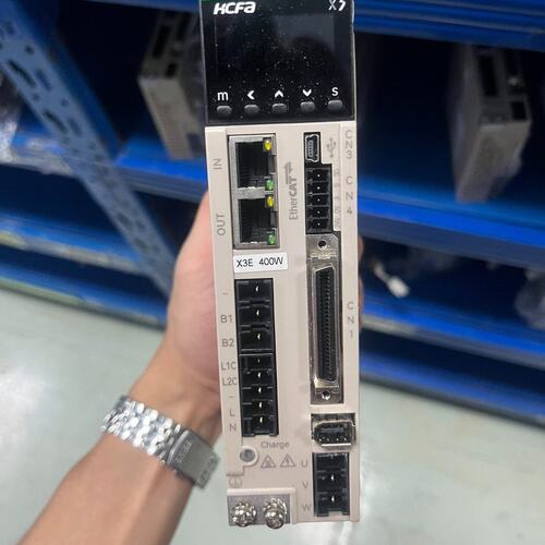 议价HCFA伺服驱动器SV-X3EB040A-A2SV-X3EB020A-A2SV-X3EB075A-A2