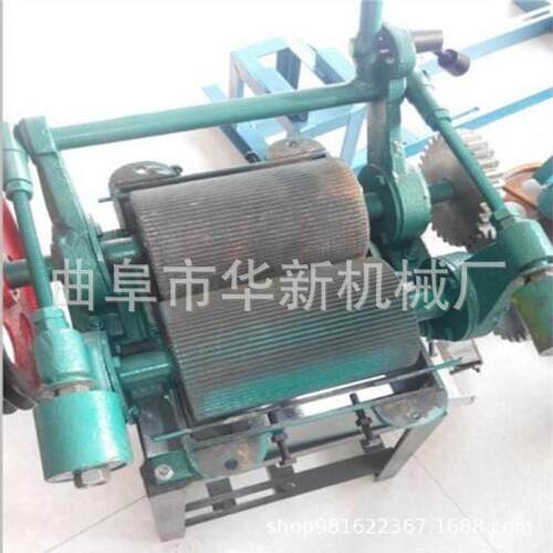 德州小型食加工豆扁机 电动破碎破瓣 新型TIL对辊式黄豆挤扁粮机