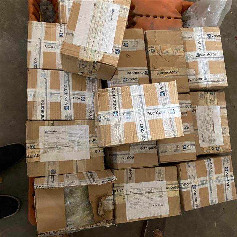 法国万纳托vanatome要的联系同款15个，货位北侧二楼-议价